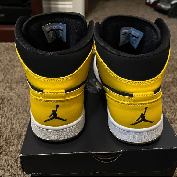 Air Jordan 1 Retro Mid “ New Love” Black and Yellow Sneakers - Picture 4 of 7